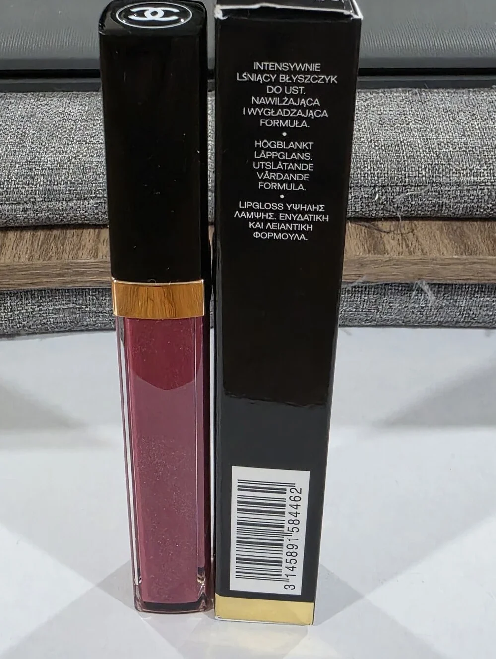CHANEL ROUGE COCO HYDRA GLOSS 446 - NACRE. BNIB